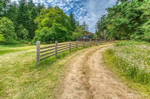 Exterior - 3388 Deer Harbor Rd, Orcas Island, WA 98243 photo 2 of 12