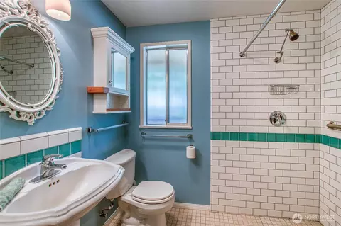 Bath - 3388 Deer Harbor Rd, Orcas Island, WA 98243 photo 1 of 2