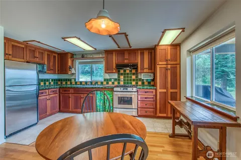 Kitchen - 3388 Deer Harbor Rd, Orcas Island, WA 98243 photo 1 of 2