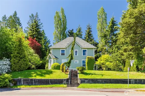 3722 Oakes Ave, Everett, WA 98201