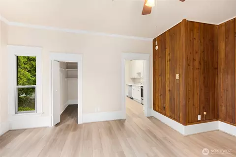 Living - 3722 Oakes Ave, Everett, WA 98201 photo 4 of 4