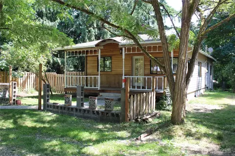 63 W Moore St, Port Hadlock, WA 98339