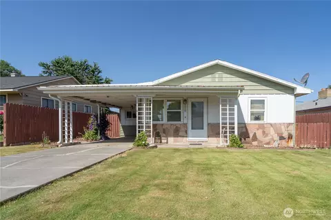 505 S Ash St, Warden, WA 98857