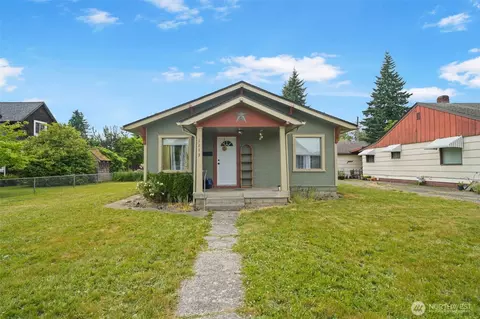 1113 J, Centralia, WA 98531
