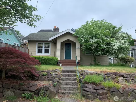8045 19th Ave NE, Seattle, WA 98115