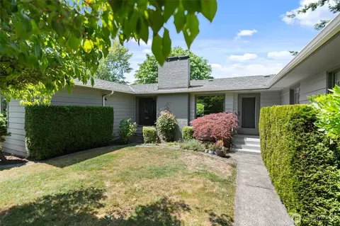 2322 Browns Point Blvd NE, Tacoma, WA 98422