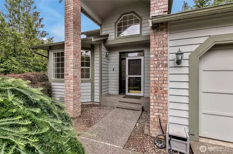 28328 229th Ave SE, Maple Valley, WA 98038
