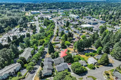 View/Area - 18007 108th Ave NE #C4, Bothell, WA 98011 photo 1 of 2