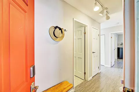 Entry Way - 18007 108th Ave NE #C4, Bothell, WA 98011 photo 1 of 1