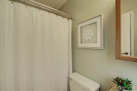Bath - 18007 108th Ave NE #C4, Bothell, WA 98011 photo 1 of 2