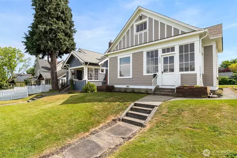 1530 Iron St, Bellingham, WA 98225
