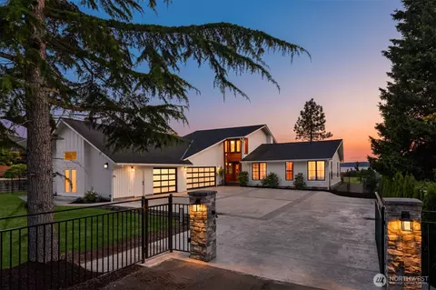 18505 Normandy Ter SW, Normandy Park, WA 98166