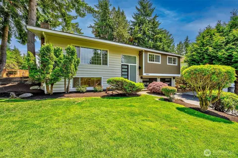 19807 80th Pl W, Edmonds, WA 98026