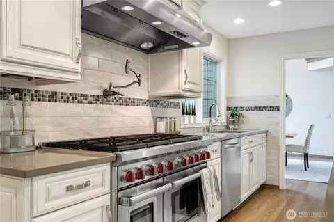 Kitchen - 1826 148th St SE, Mill Creek, WA 98012 photo 3 of 3
