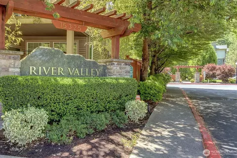 15325 SE 155th Pl #Q2, Renton, WA 98058