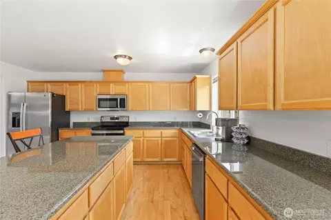 220 Michell Ln NE, Orting, WA 98360 photo 5