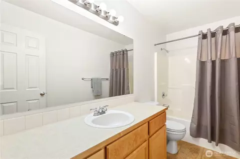 220 Michell Ln NE, Orting, WA 98360 photo 20