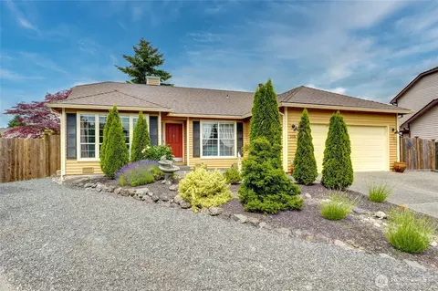 6618 NE 56th Dr, Marysville, WA 98270