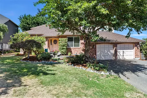 4810 SW 330th Ct, Federal Way, WA 98023