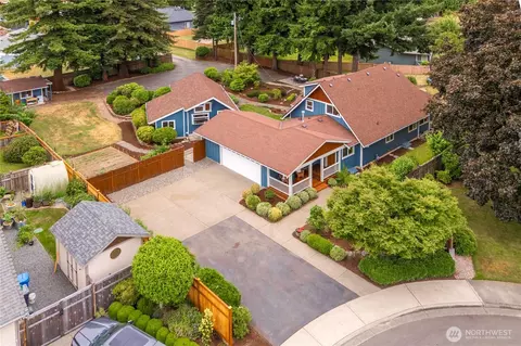 1426 31st Ave SW, Puyallup, WA 98373