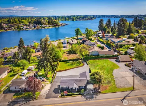 11902 20th St NE, Lake Stevens, WA 98258