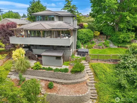 9201 24th Ave NW, Seattle, WA 98117