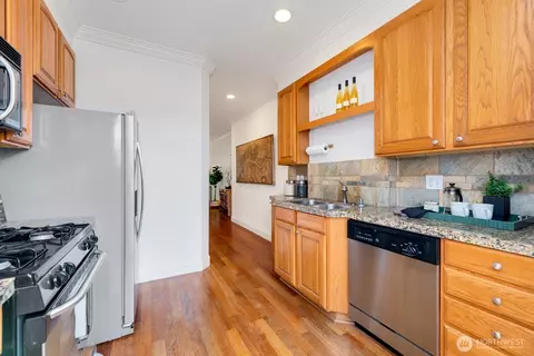 Kitchen - 335 16th Ave E #B, Seattle, WA 98112 photo 3 of 3