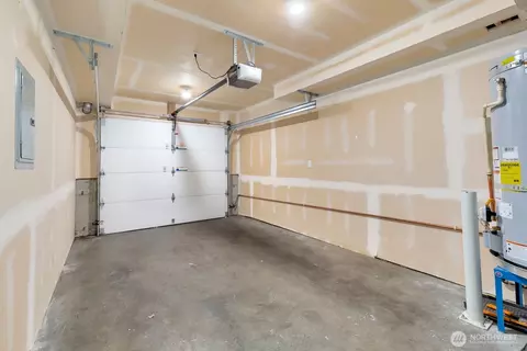 Other - 335 16th Ave E #B, Seattle, WA 98112 photo 3 of 5