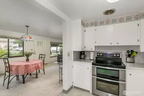 Kitchen - 7009 Rainier Dr, Everett, WA 98203 photo 2 of 2