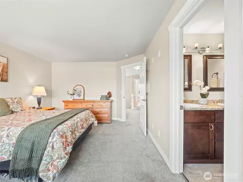 Bedroom - 535 Blanchat Ct, Enumclaw, WA 98022 photo 5 of 5
