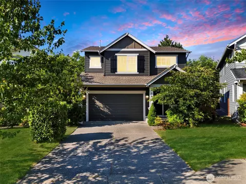 966 Panorama Rdg, Mount Vernon, WA 98273