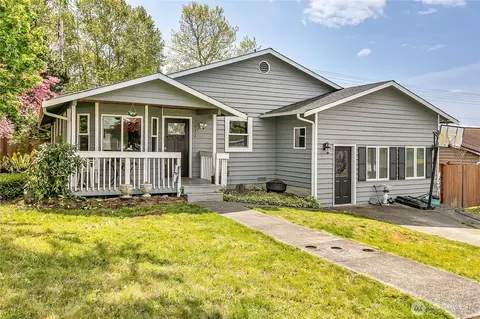 7032 65th St NE, Marysville, WA 98270