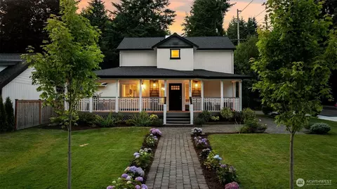 10731 NE 108th St, Kirkland, WA 98033