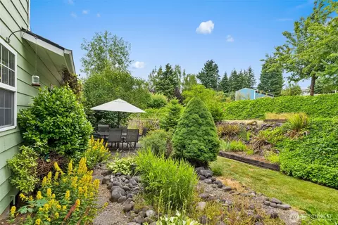 Exterior - 127 Springbrook Dr, Chehalis, WA 98532 photo 3 of 11