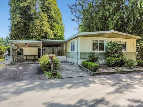 900 29th St SE #E-22, Auburn, WA 98002