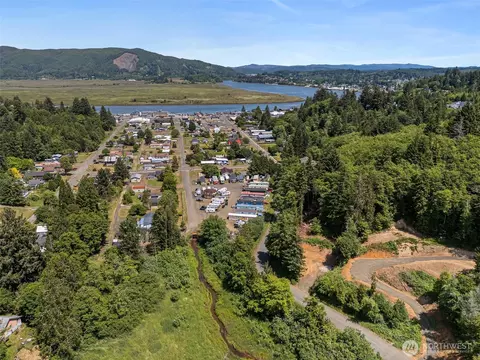 620 Willapa Ave, South Bend, WA 98596