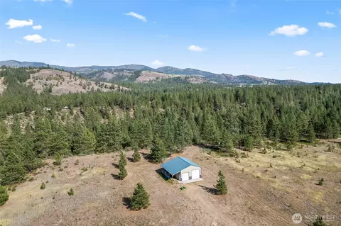 5966 River Bend Way, Fruitland, WA 99129