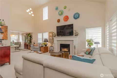 Living - 7416 144th Ave E, Sumner, WA 98390 photo 1 of 3