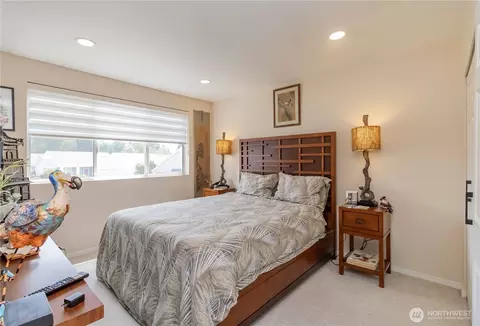 Bedroom - 7416 144th Ave E, Sumner, WA 98390 photo 3 of 4