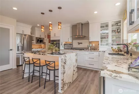Kitchen - 7416 144th Ave E, Sumner, WA 98390 photo 1 of 5