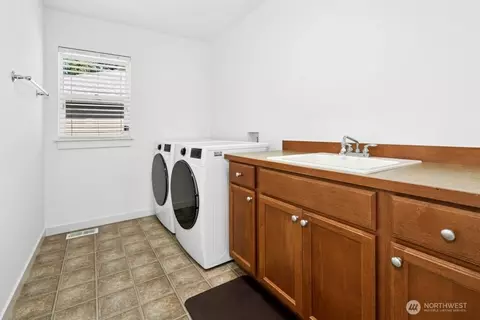 3821 164th Pl SE, Bothell, WA 98012 photo 33