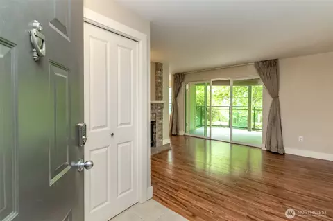 3008 N Narrows Dr #B102, Tacoma, WA 98407