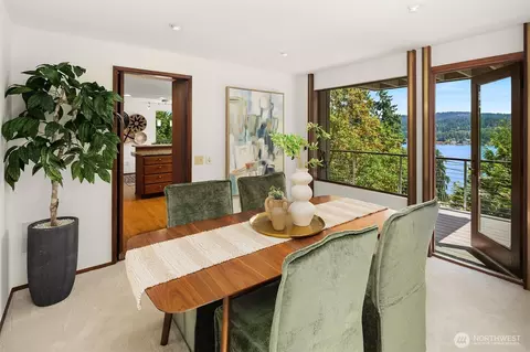 5665 E Mercer Way, Mercer Island, WA 98040