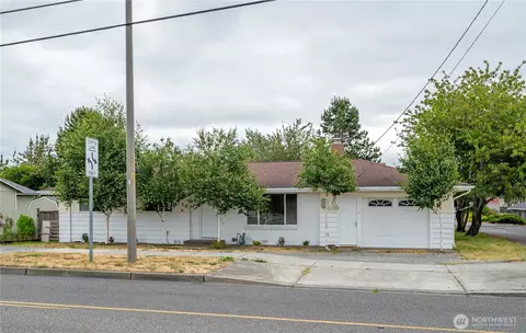 110 N Oak Harbor Rd, Oak Harbor, WA 98277