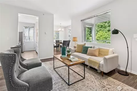 3006 SE 8th St #2120, Renton, WA 98058