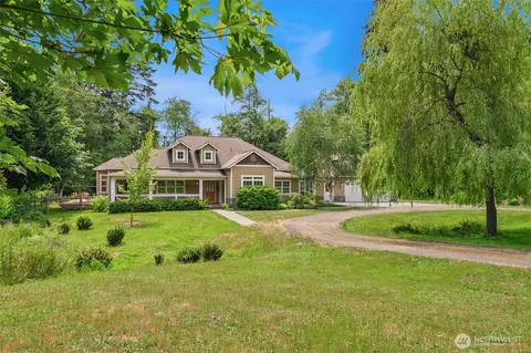 23707 115th Ave SW, Vashon, WA 98070