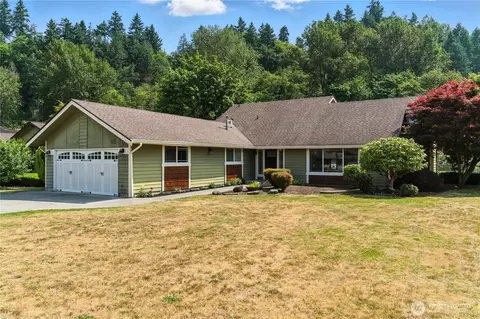 22 Riverview Dr NE, Auburn, WA 98002