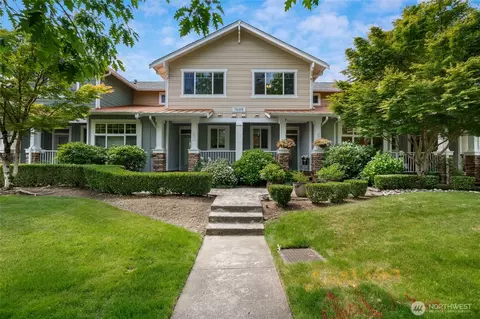 7601 Fairway Ave SE #802, Snoqualmie, WA 98065
