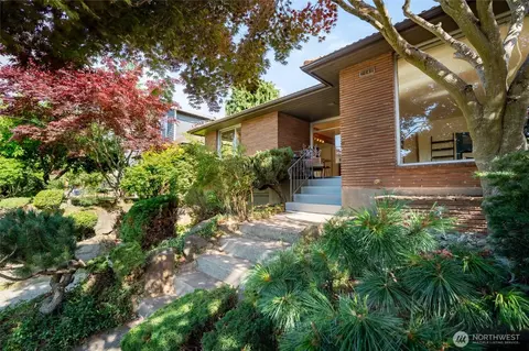 2842 NW 67th St, Seattle, WA 98117