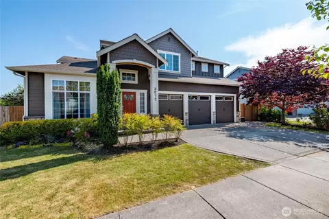 3012 Pine Creek Dr, Mount Vernon, WA 98273